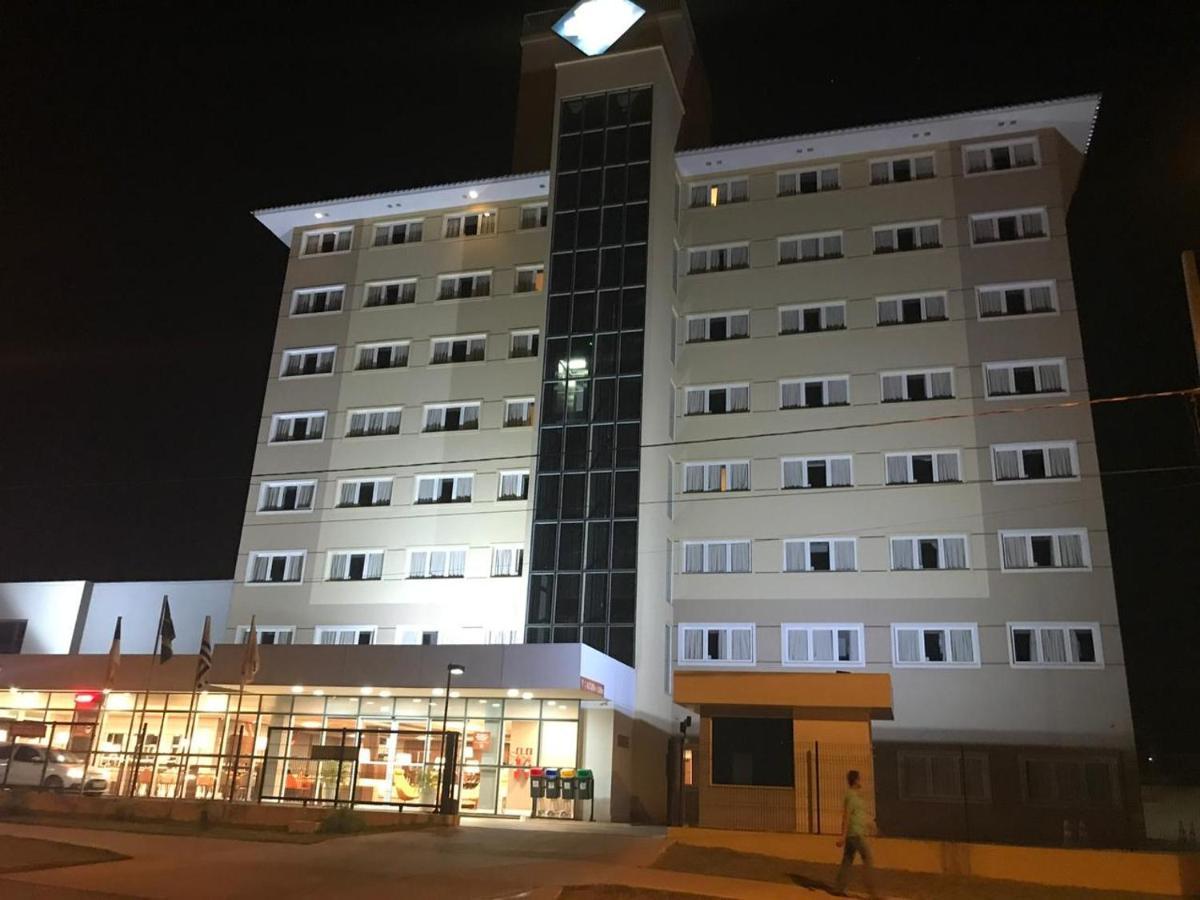 Hotel 10 Palmas ปัลมัส ภายนอก รูปภาพ